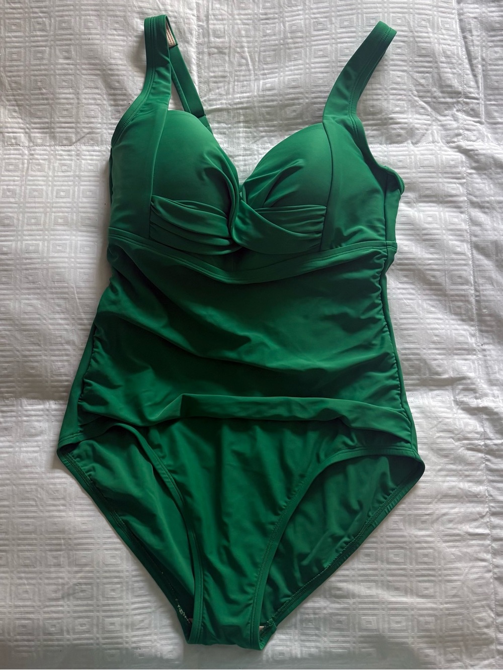 Kona Sol NWT Green One-Piece Swimsuit Women’s M (8-10)